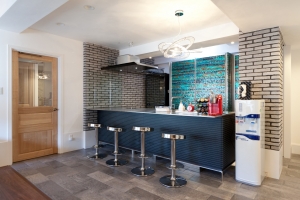 premiumluxuryhomes.com