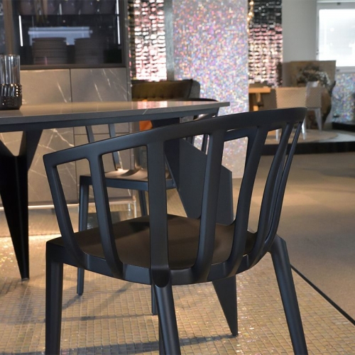 premiumluxuryhomes.com